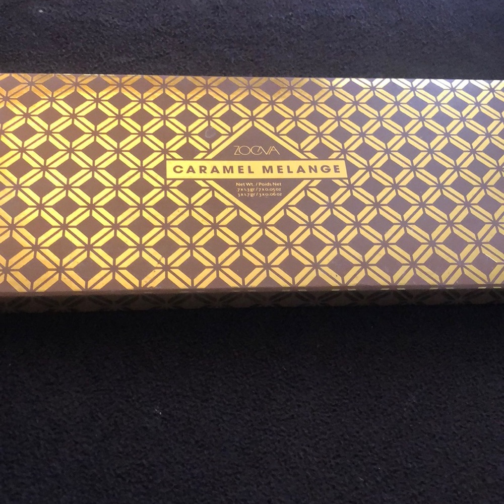 Zoeva Caramel Melange Palette